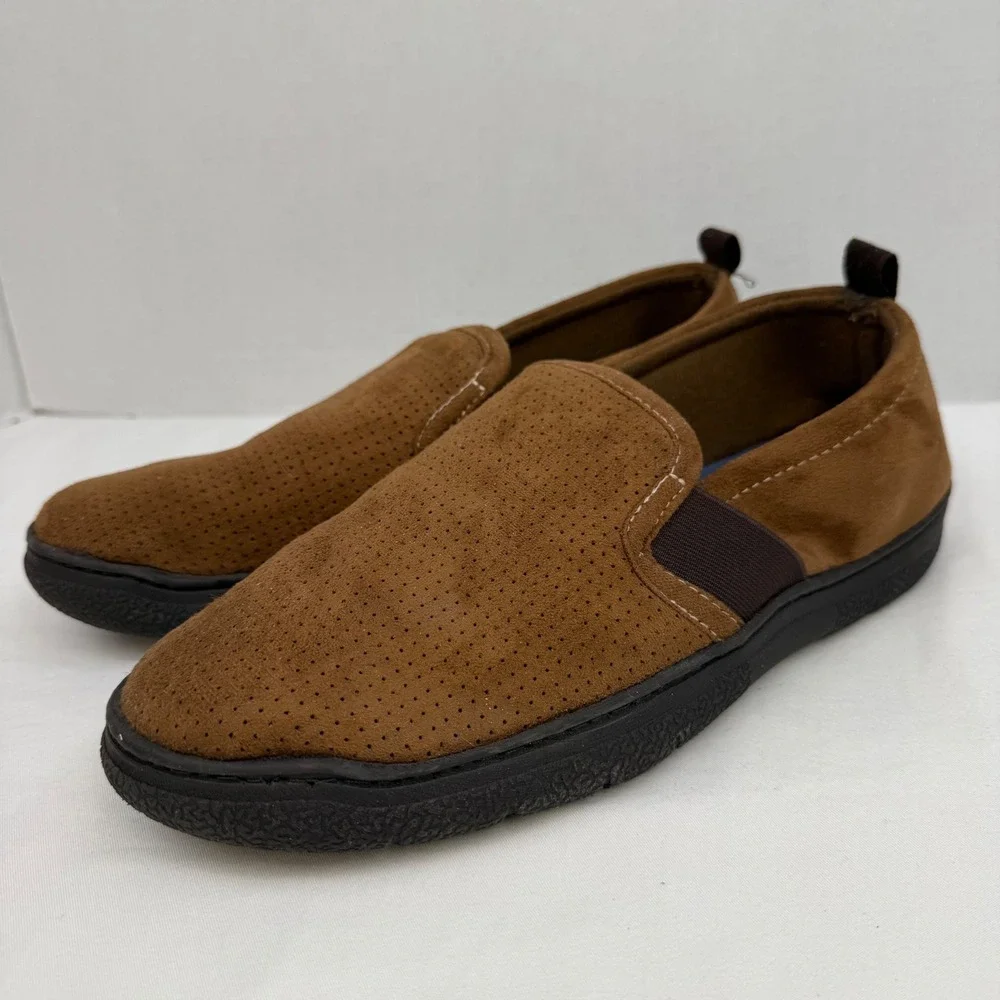 Dearfoams Mens Perforated Microsuede Slip On Loafers Brown Size Medium 9-10